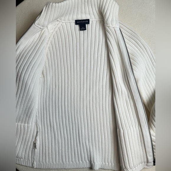 Ann Taylor Ribbed Mock Neck Winter White Zip Up Cottagecore Sweater 100% Cotton - Picture 4 of 7
